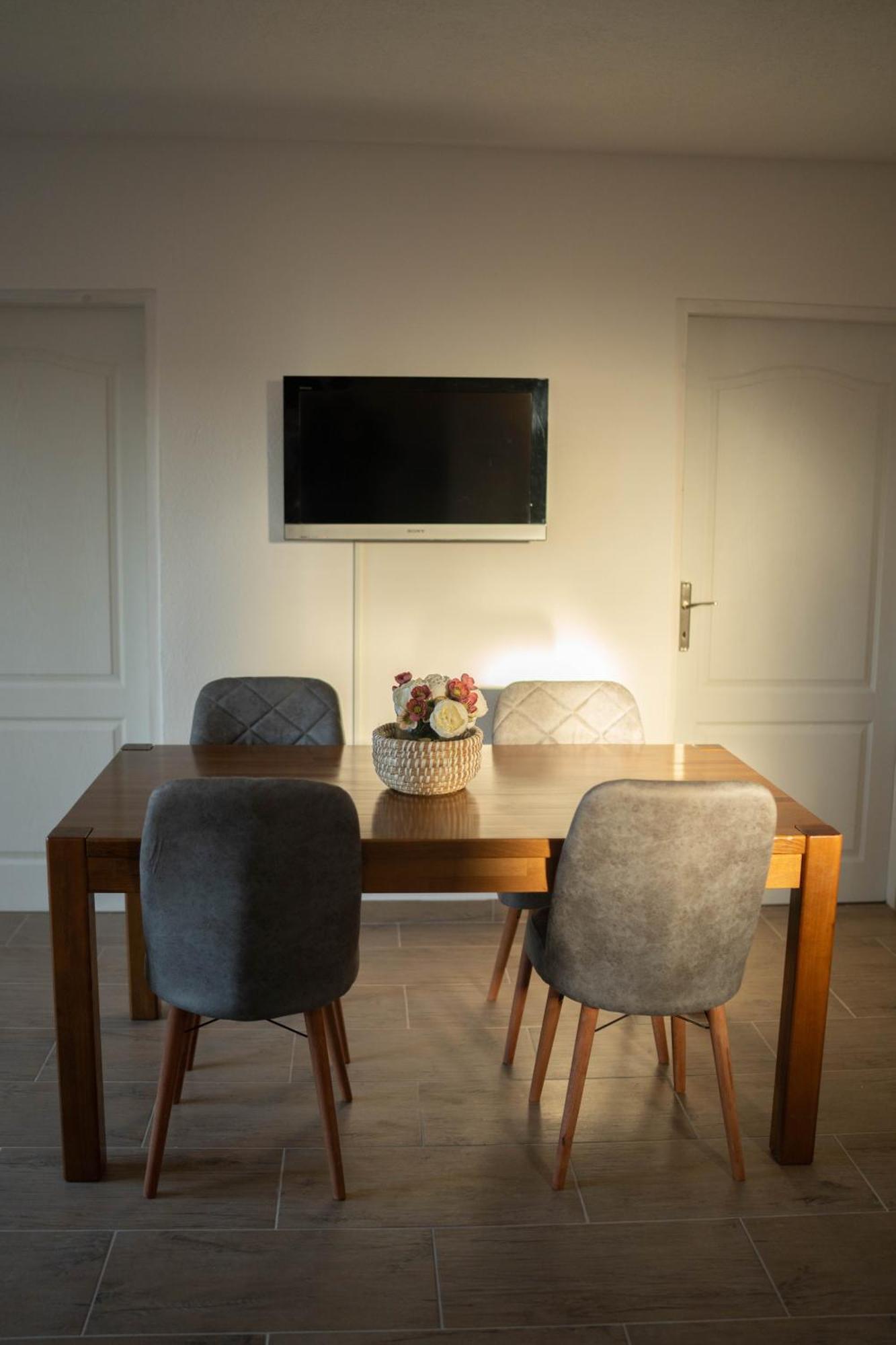 Apartmani Elegance Tuzla Eksteriør bilde