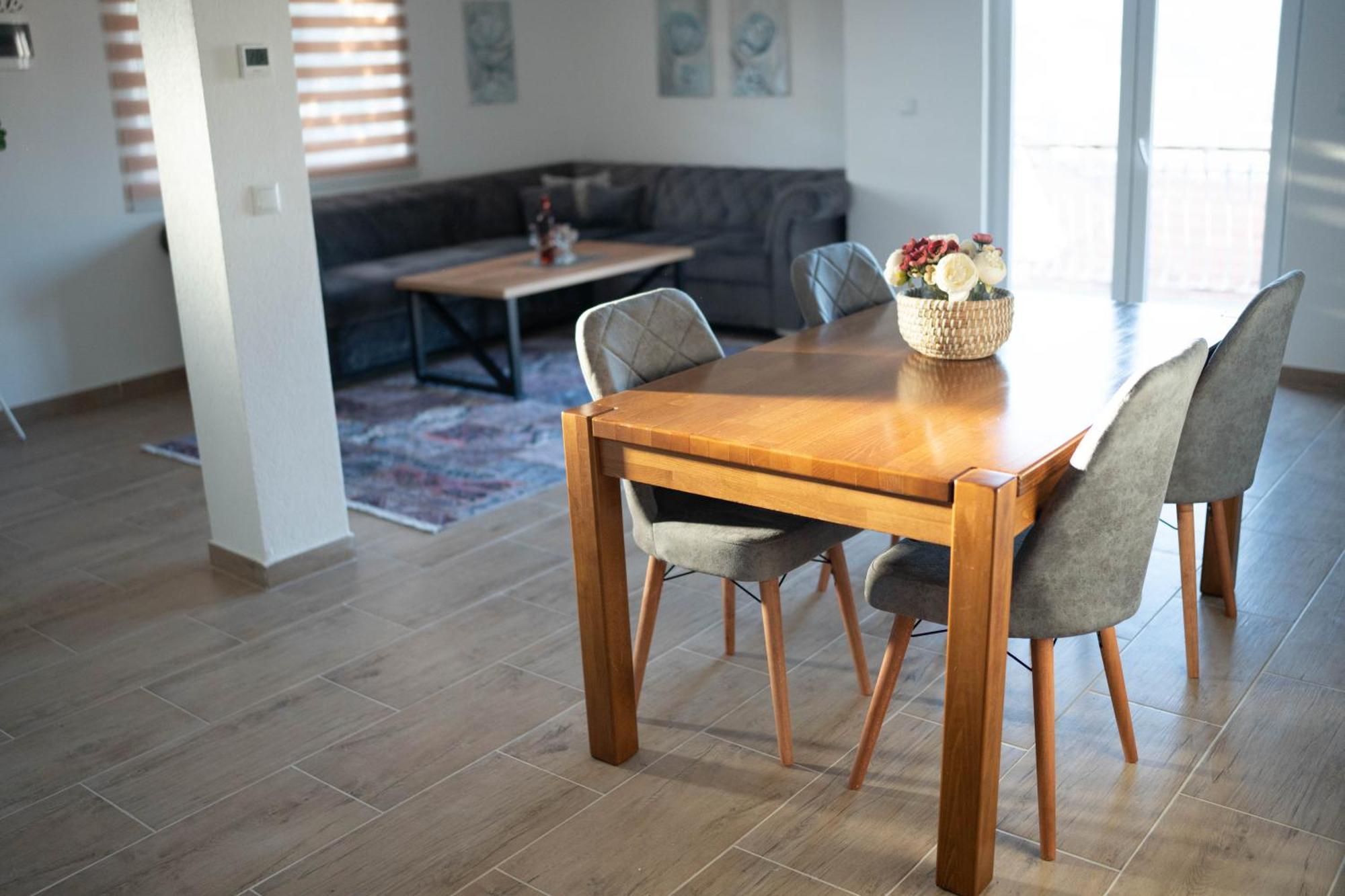 Apartmani Elegance Tuzla Eksteriør bilde